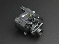 Pompe de Direction Assistée...