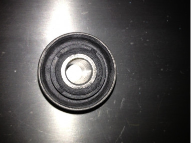 Silent Bloc Avant de Triangle Origine Clio 16s - 77 00 799 065 - 7700799065