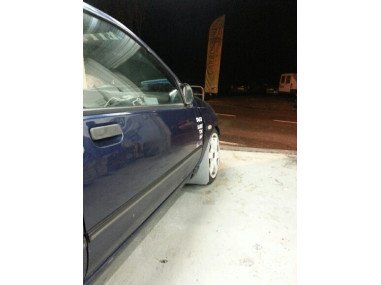 Bavettes Universelles (la paire) blanches