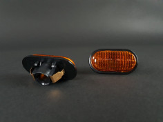 Répétiteurs Latéraux Oranges Contour Noir Clio 16s / Williams (x2)