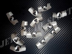 Clip ( agrafe ) de Fixation Bas de Caisse Inox 5 Gt Turbo ( X1 )