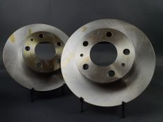 Disques de Frein Avants Origine Mégane 2 RS / Clio 3 RS