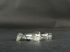 Ampoule Tableau de Bord 9mm et Veilleuse 5 Gt Turbo / R11 Turbo / Clio 1 / Clio 2