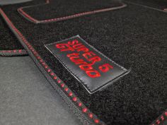 Tapis de Sol Broderie Rouge 5 Gt Turbo (av + ar)