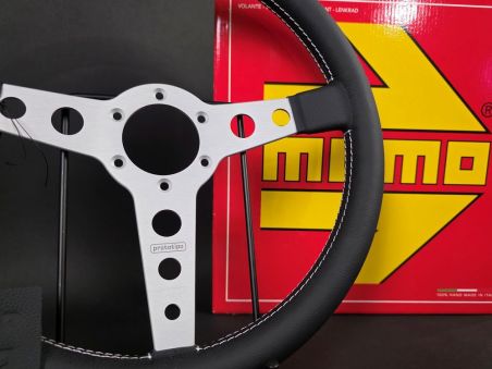 Volant Momo Prototipo